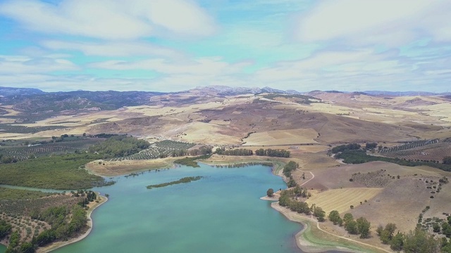 自然公园“Desfiladero de los Gaitanes”的电影全景。视频素材