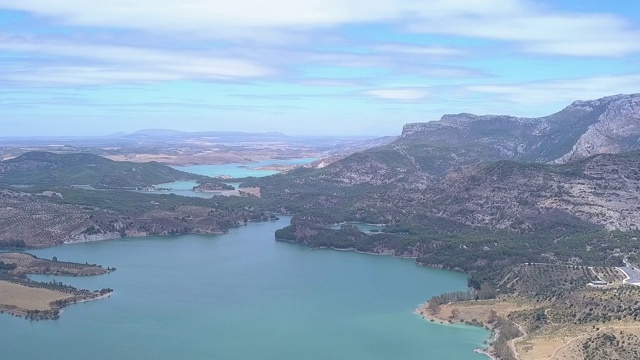 自然公园“Desfiladero de los Gaitanes”的电影全景。视频素材