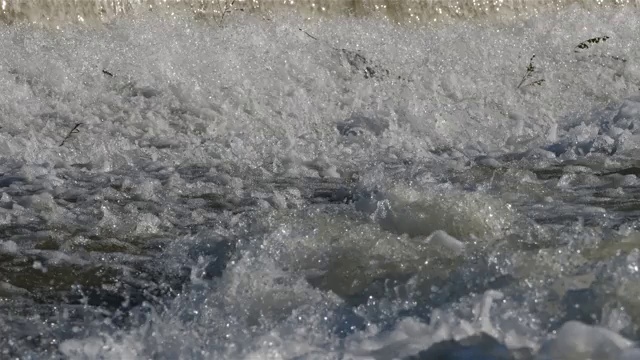 Wild river, Occitanie，法国视频素材