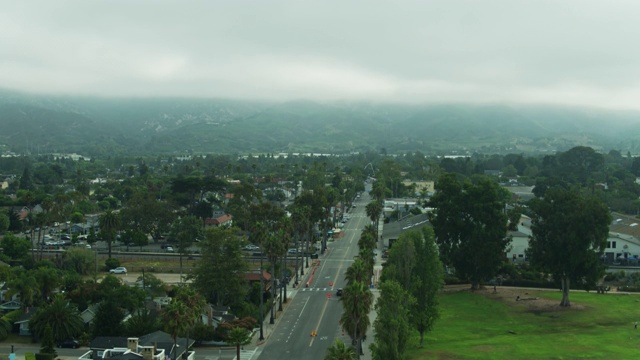 上升航拍Carpinteria，加利福尼亚视频素材