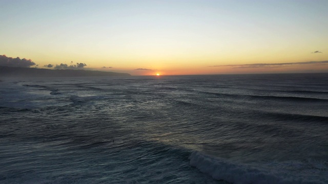 海面上的日落，慢镜头视频素材