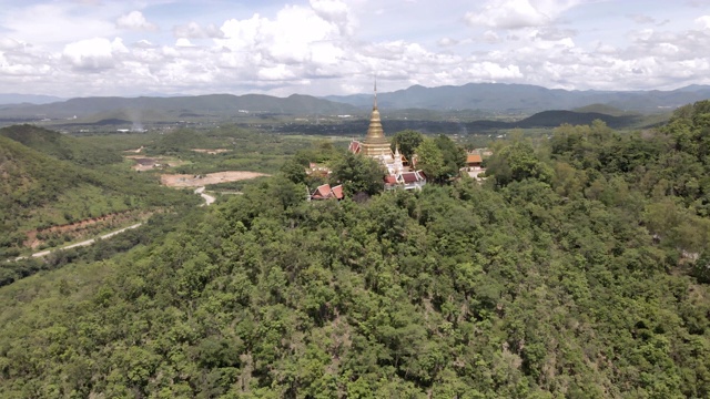 泰国兰汶省帕桑区佛寺寺的阿里埃尔景观视频素材