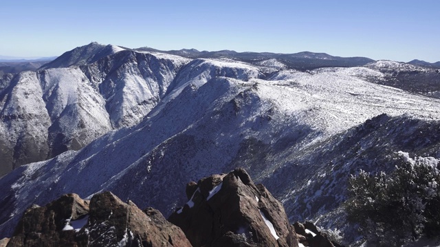 在加州有雪山的美丽风景视频素材