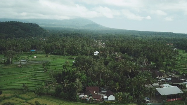 印度尼西亚巴厘岛Karangasem区村庄视频素材