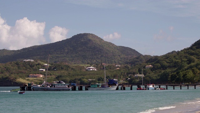 希尔斯堡湾码头，卡里亚库，格林纳达，西印度群岛，加勒比，中美洲视频素材