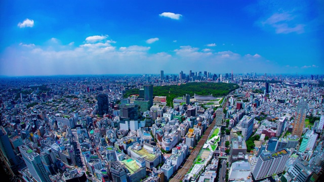 这是东京高角度全景城市景观的一段时间视频素材