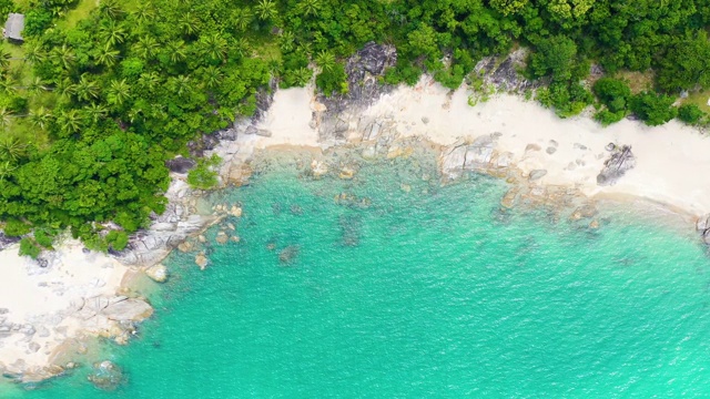 泰国美丽的热带海滨绿松石般的海水视频素材