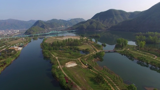 北江江上的Jarasum岛/加平郡，京畿道，韩国视频素材