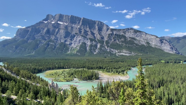 伦德尔山，弓河和胡都，班夫国家公园，加拿大视频素材