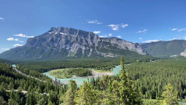 伦德尔山，弓河和胡都，班夫国家公园，加拿大视频素材