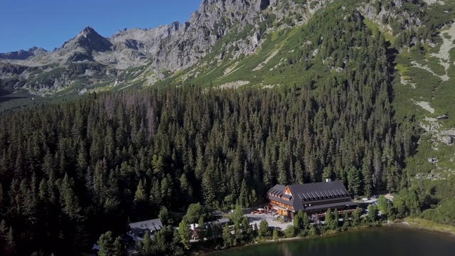 Popradske pleso(湖)在Mengusovska山谷，高塔特拉斯山，斯洛伐克视频素材