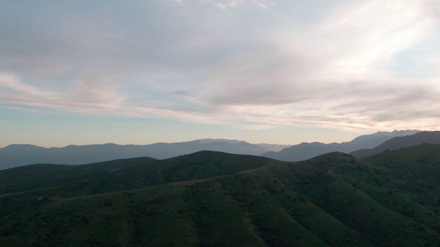 清晨的山景全景视频素材