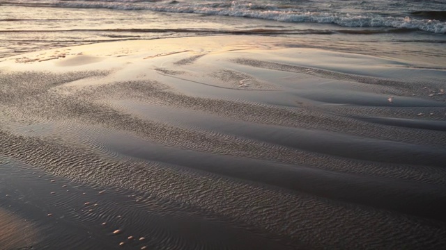 九月波罗的海海滩的夜晚视频素材