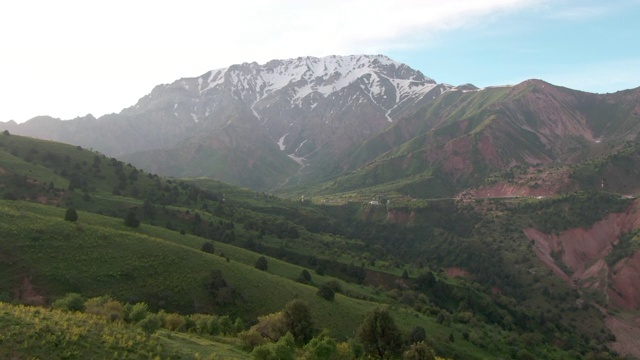 清晨青山绿水景观视频素材