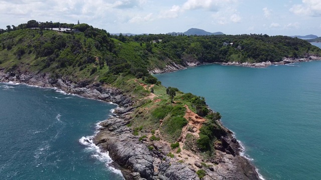 美丽的海景在蓬贴海角的观点在普吉岛，泰国。视频素材