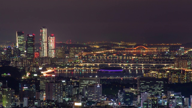 汉江夜景和韩国首尔的悠都岛市中心/雪卓岛和永登浦岛视频素材