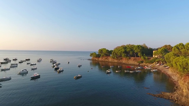 平静的海湾视频素材