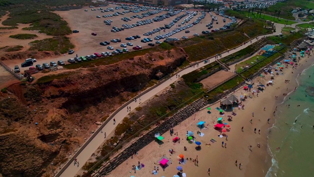 特拉维夫地中海海岸的鸟瞰图视频素材