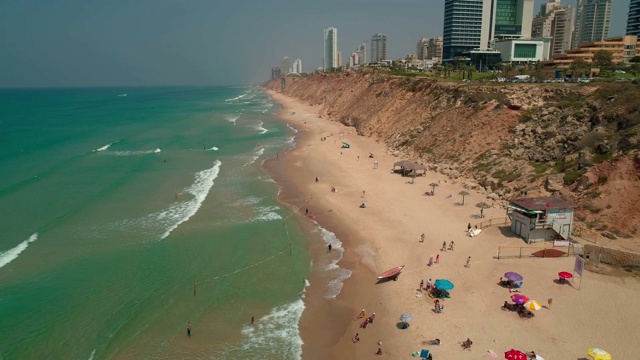 以色列地中海海岸的鸟瞰图视频素材