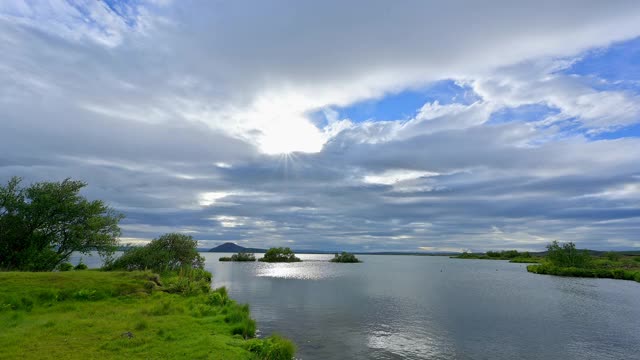 冰岛北部地区，雷克雅利德，米瓦特湖夏季视频素材