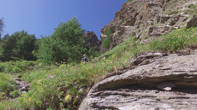 山徒步旅行视频素材