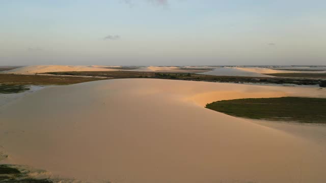 鸟瞰图到Jericoacoara，福塔雷萨，塞阿拉，巴西视频素材