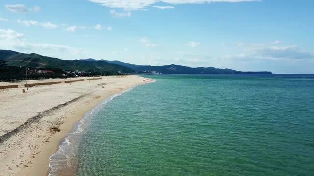 Mangsang海滩/东海溪，江原道，韩国视频素材