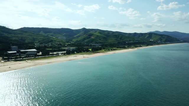 Mangsang海滩/东海溪，江原道，韩国视频素材