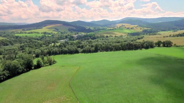 Bieszczady山的景观视频素材