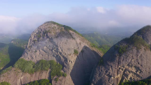 韩国全乐道市麦山省公园(济南郡)麦山山(马耳山)上空的云海视频素材