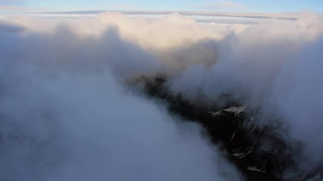 空中云雾山谷视频素材