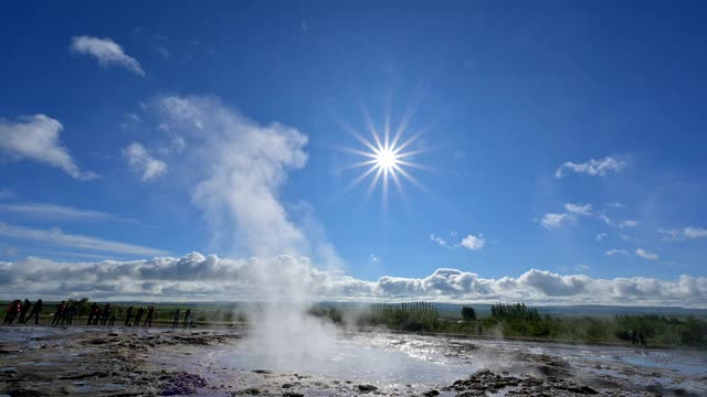 Strokkur Geysir, Haukadalur, Sudurland, 冰岛视频素材