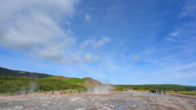 Strokkur Geysir, Haukadalur, Sudurland, 冰岛视频素材