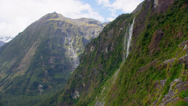 峡湾国家公园瀑布天线视频素材