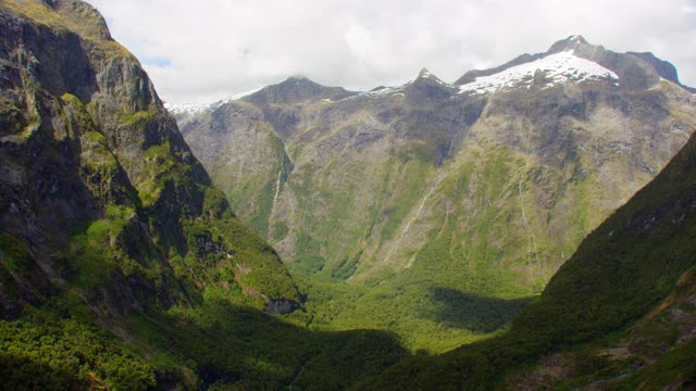 库克山山谷天线视频素材