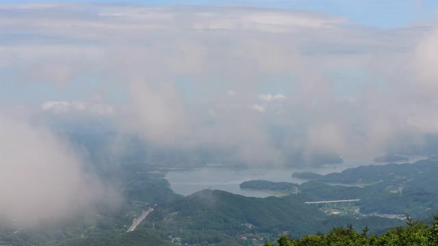 韩国大田市大川湖/东谷云海视频素材