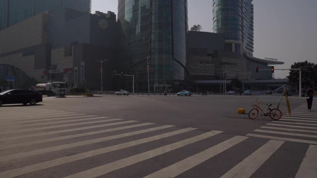 晴天长沙市交通十字路口慢镜头全景4k中国视频素材