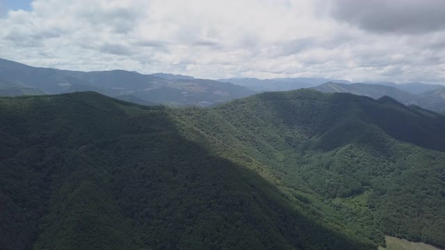 山地景观/ Jeongseon-gun，江原道，韩国视频素材