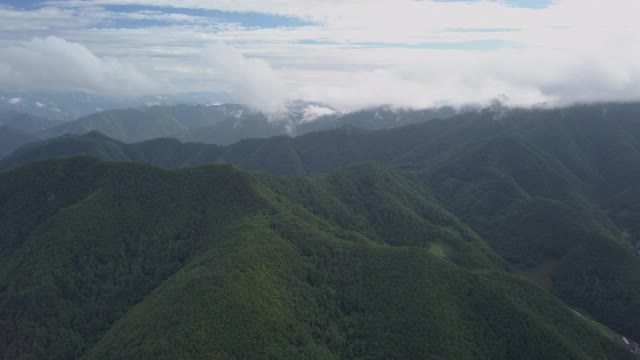 山地景观/ Jeongseon-gun，江原道，韩国视频素材