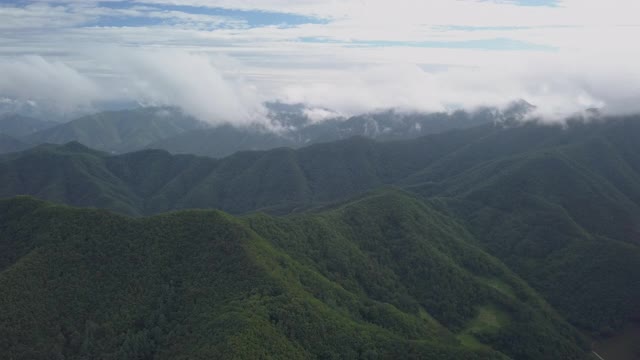 山地景观/ Jeongseon-gun，江原道，韩国视频素材