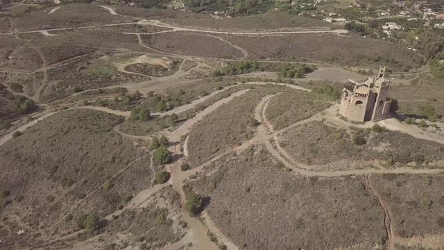 美丽的安达卢西亚风景马拉加太阳海岸西班牙鸟瞰图视频素材