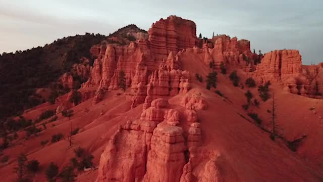 犹他州布莱斯峡谷附近的hoodoo视频素材