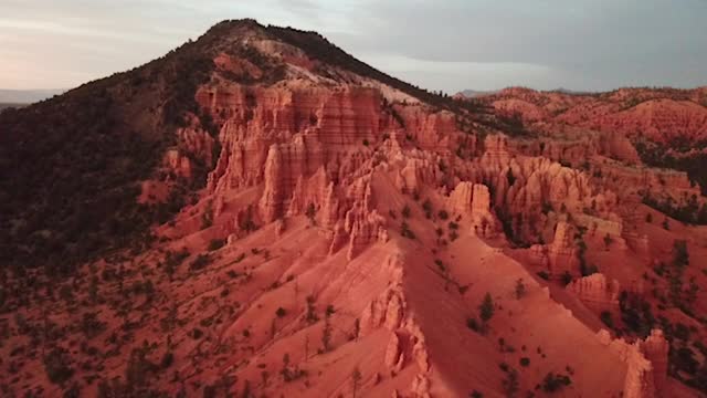 犹他州布莱斯峡谷附近的hoodoo视频素材