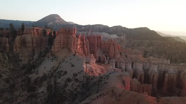 犹他州布莱斯峡谷附近的hoodoo视频素材