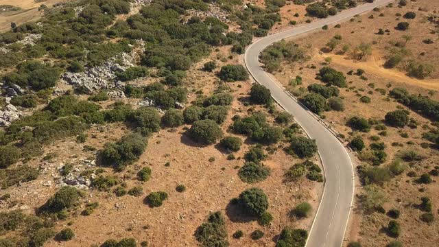 全景鸟瞰图的Sierra del Torcal“El Torcal”山在Antequera视频素材