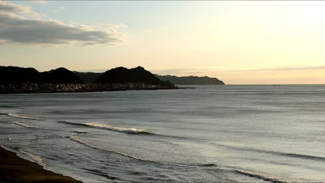 龟川海岸日出景色的录像视频素材