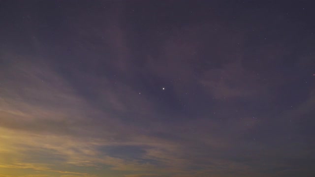 银河系和行星木星土星上升，时间流逝视频素材