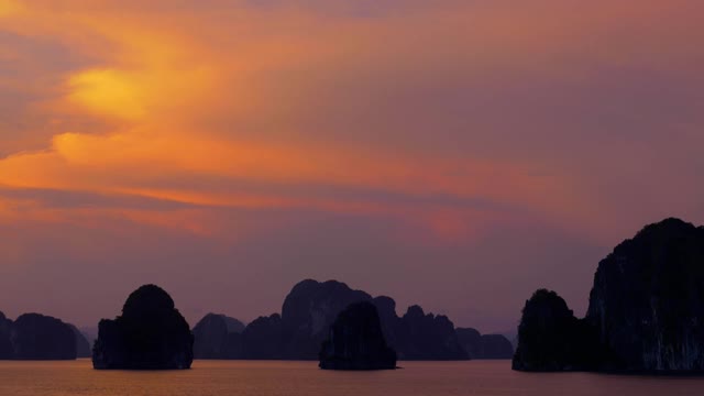 越南下龙湾热带岛屿视频素材