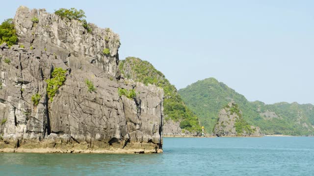 越南下龙湾热带岛屿视频素材