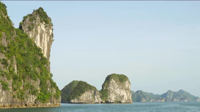 越南下龙湾热带岛屿视频素材